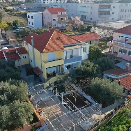 Odette Apartment *